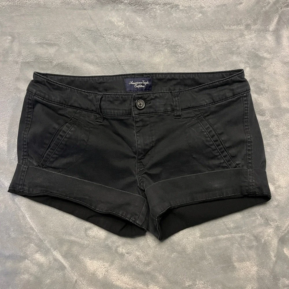 American Eagle‎ Black Shorts Rolled Cuff Casual Sz 6 Festival Stretch Minimalist
